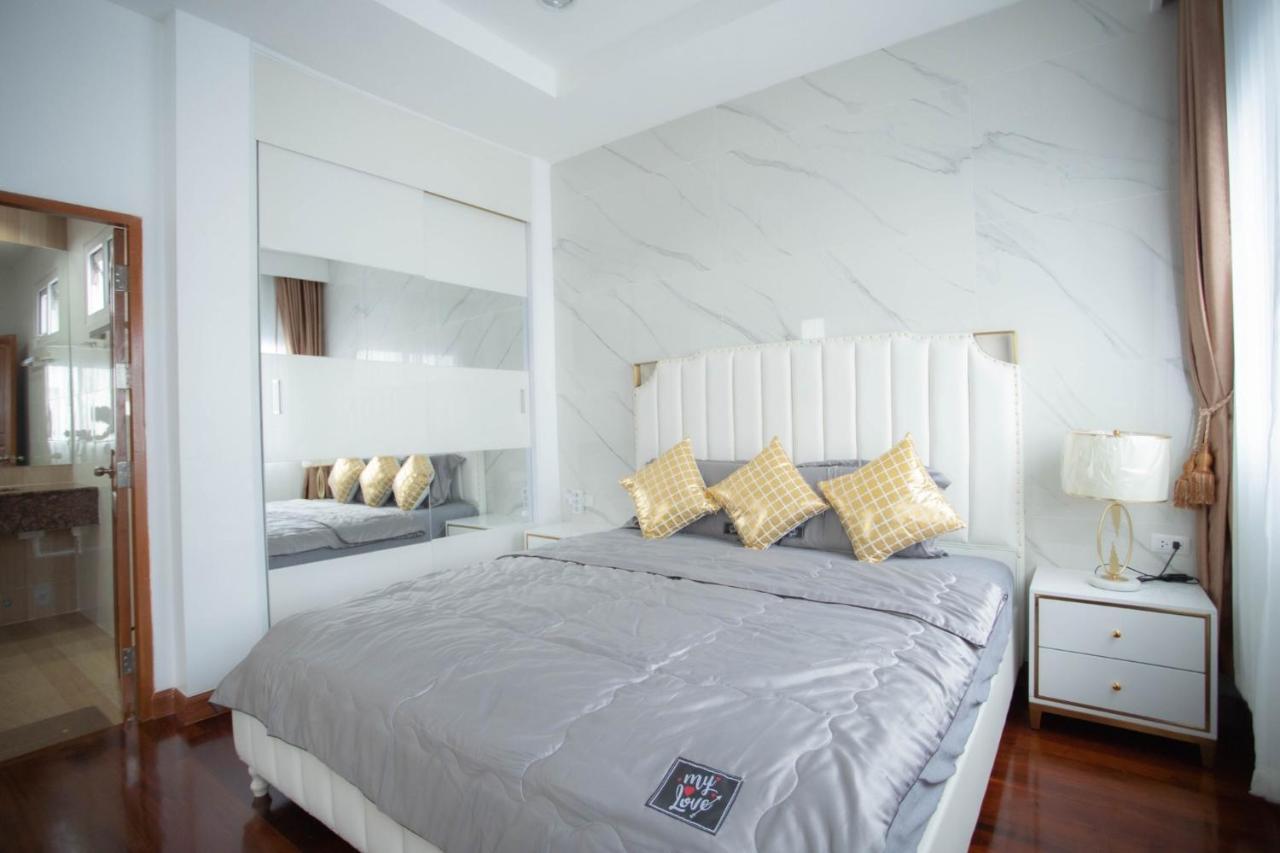 Kw Pool Villa Pattaya Exterior photo